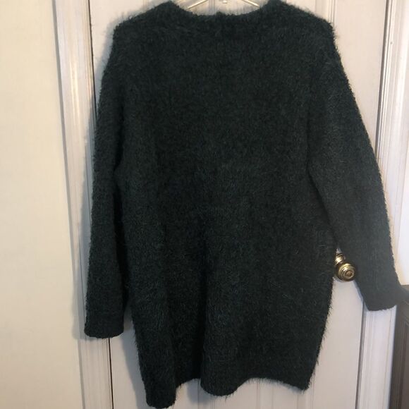 Skies are Blue Sz 0X Teal Green Blue Eyelash Cardigan Used Pit to Pit 24 1/2" - Picture 14 of 15